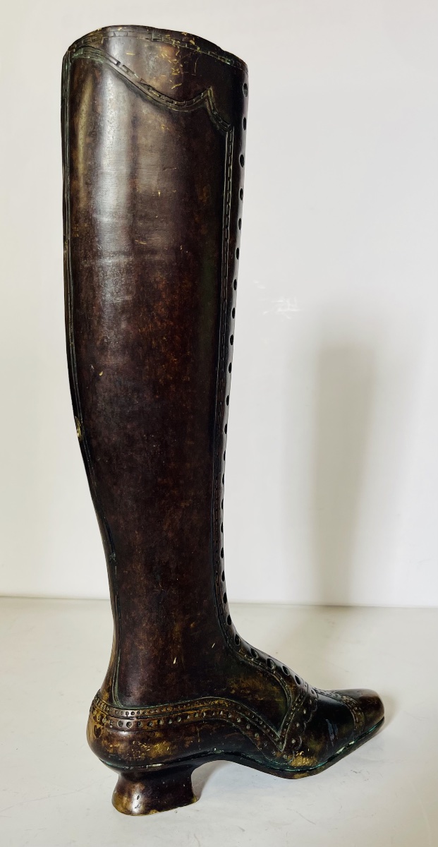 Botte en bronze - Enseigne de magasin-photo-4